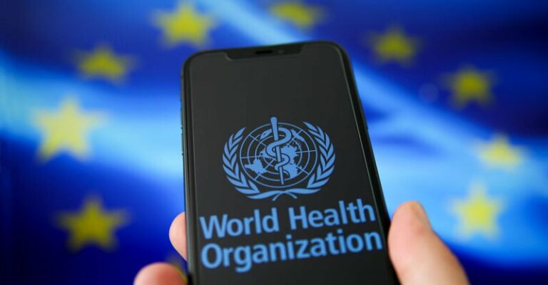 “Sentença de morte para milhões de pessoas”: OMS e UE lançam nova iniciativa global de passaporte (certificado) das vacinas