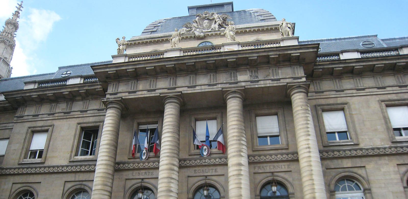 Palais de Justice Paris Lawsuit Covid Featured